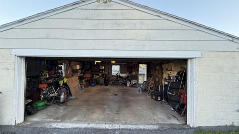 515 Pennsylvania Avenue Nutter Fort WV 26301