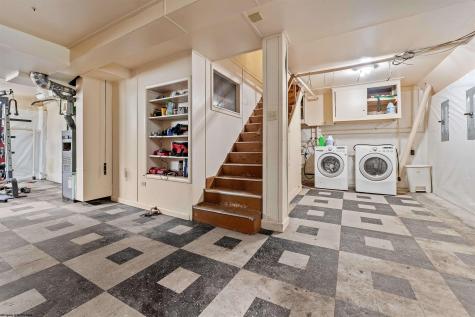 265 Waitman Street Morgantown WV 26501