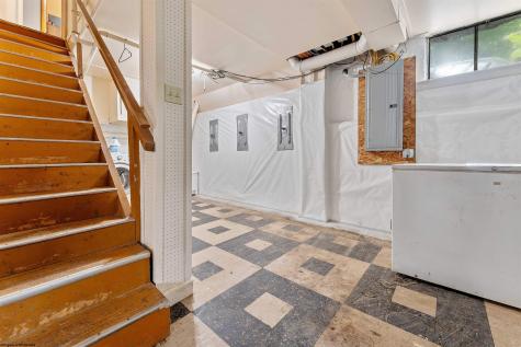 265 Waitman Street Morgantown WV 26501