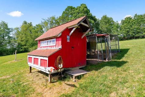 718 Trap Springs Road Grafton WV 26354