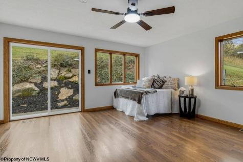 32 St James Drive Clarksburg WV 26301