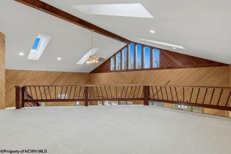 32 St James Drive Clarksburg WV 26301