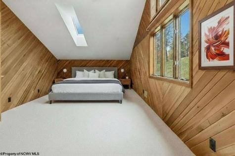 32 St James Drive Clarksburg WV 26301