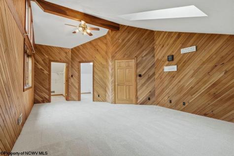 32 St James Drive Clarksburg WV 26301