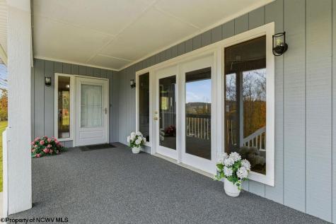 32 St James Drive Clarksburg WV 26301