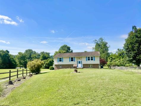1414 Beech Lane Fairmont WV 26554