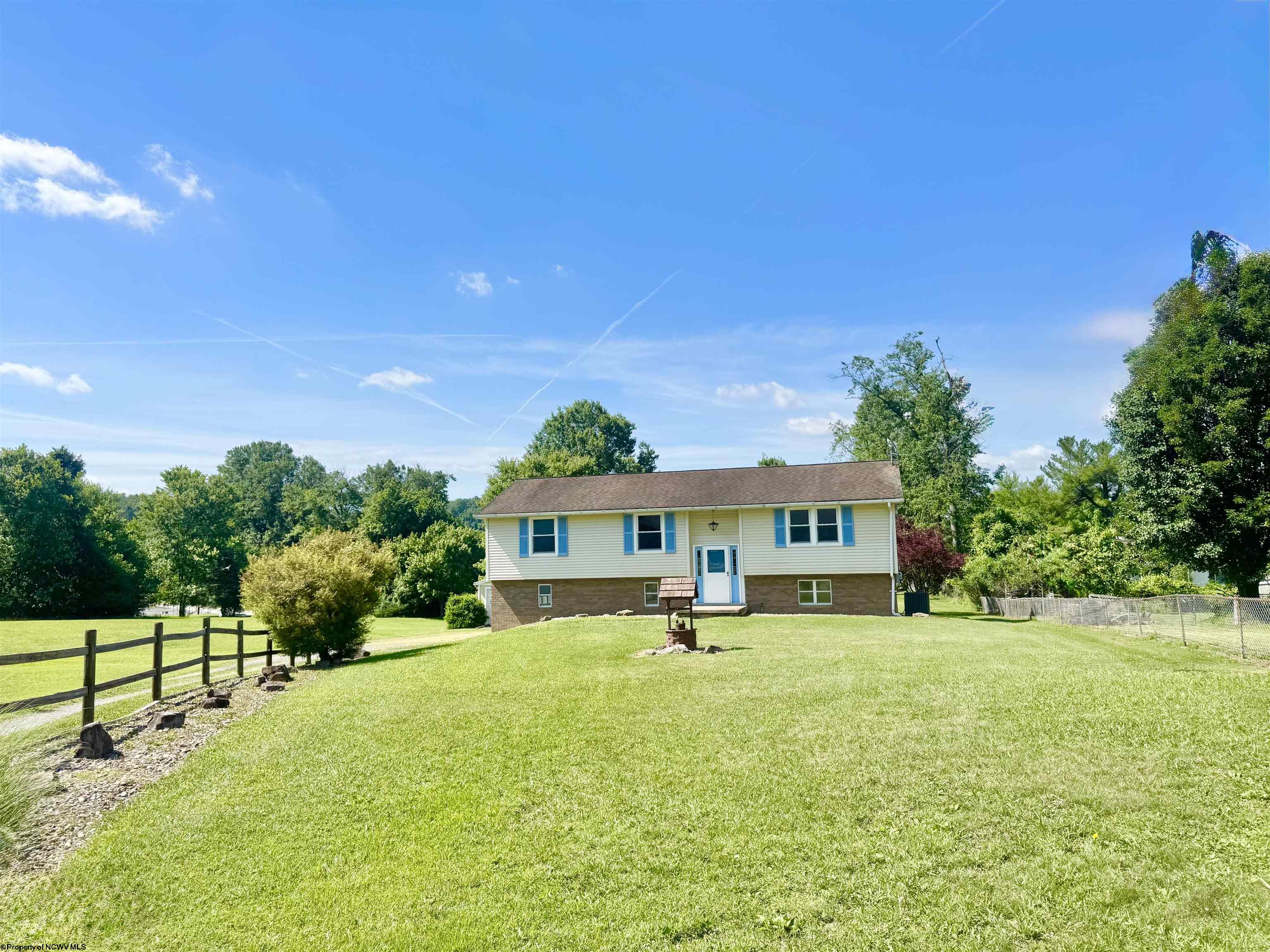 1414 Beech Lane Fairmont WV 26554