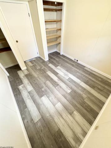 213 Ivy Street Morgantown WV 26501