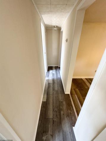 213 Ivy Street Morgantown WV 26501