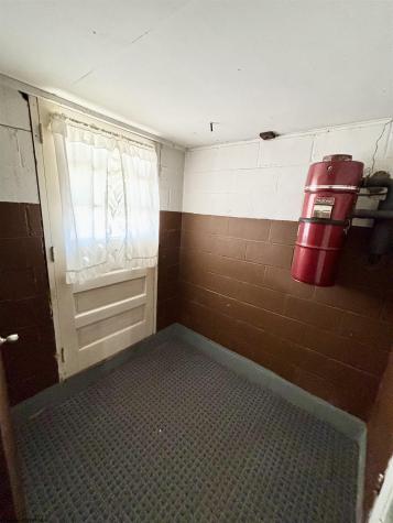 213 Ivy Street Morgantown WV 26501