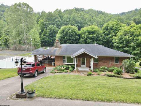 4109 Chapel Road Gassaway WV 26624