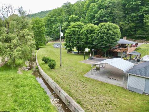 4109 Chapel Road Gassaway WV 26624