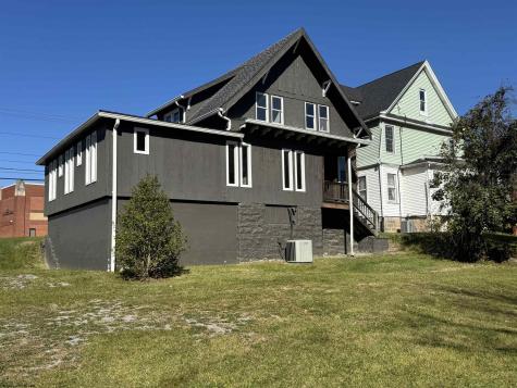 1207 Morgantown Avenue Fairmont WV 26554