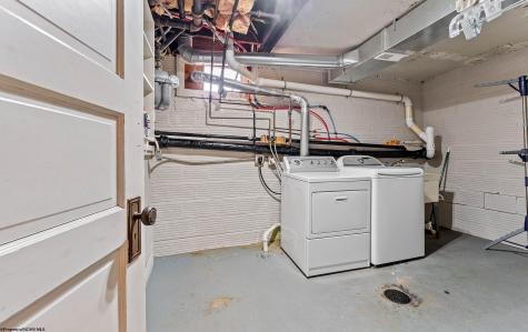 457 Rotary Street Morgantown WV 26505