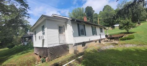 63 Broomfield Street Rachel WV 26587