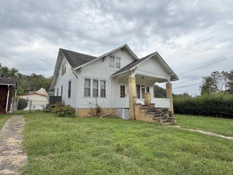 19 Brooklyn Drive Glenville WV 26351