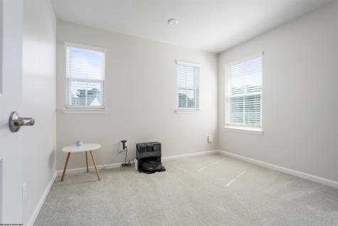 216 Dolly Lane Morgantown WV 26505