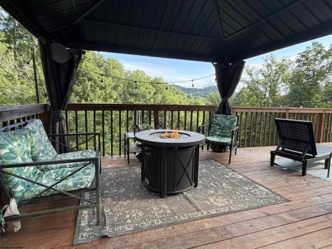 621 Gaston Manor Jane Lew WV 26378