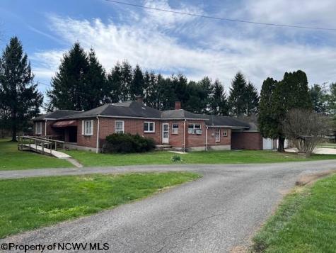 81 Pine Circle Drive Elkins WV 26241