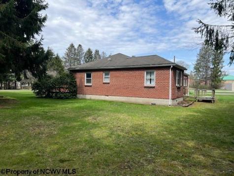 81 Pine Circle Drive Elkins WV 26241