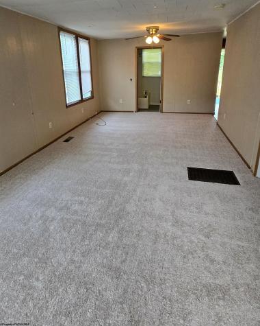 992 W Pike Street Clarksburg WV 26301