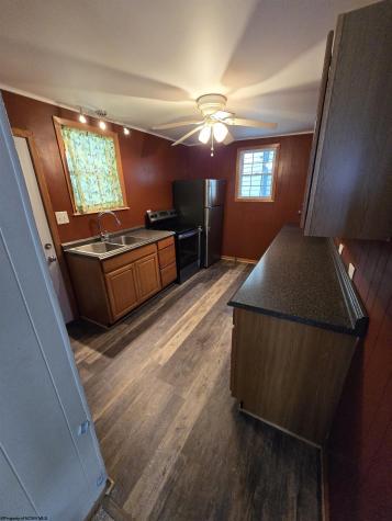 992 W Pike Street Clarksburg WV 26301