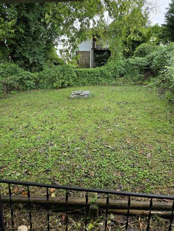 992 W Pike Street Clarksburg WV 26301