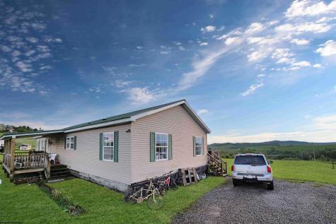 1003 Brandonville Pike Terra Alta WV 26764
