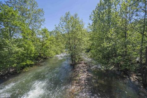 187 Leonard Lane Franklin WV 26807-7044