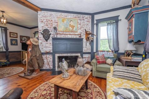 187 Leonard Lane Franklin WV 26807-7044