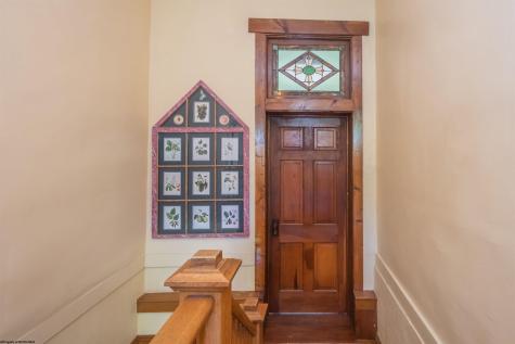 187 Leonard Lane Franklin WV 26807-7044