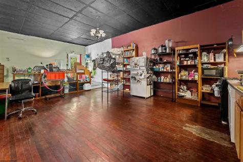 1992 River Road Morgantown WV 26501