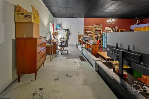 1992 River Road Morgantown WV 26501