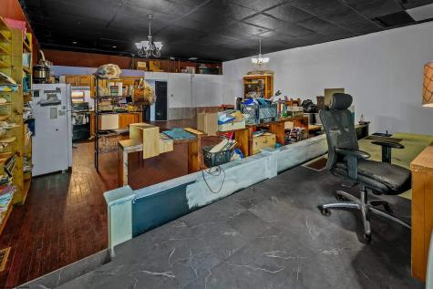 1992 River Road Morgantown WV 26501