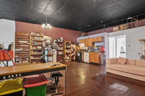 1992 River Road Morgantown WV 26501