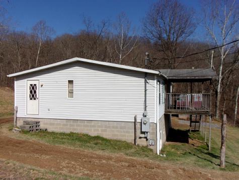 3436 Burns Farm Road Grafton WV 26354
