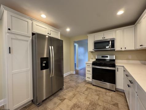 110 Sunshine Way Fairmont WV 26554