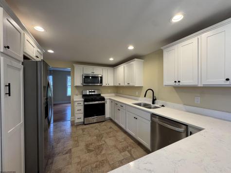 110 Sunshine Way Fairmont WV 26554