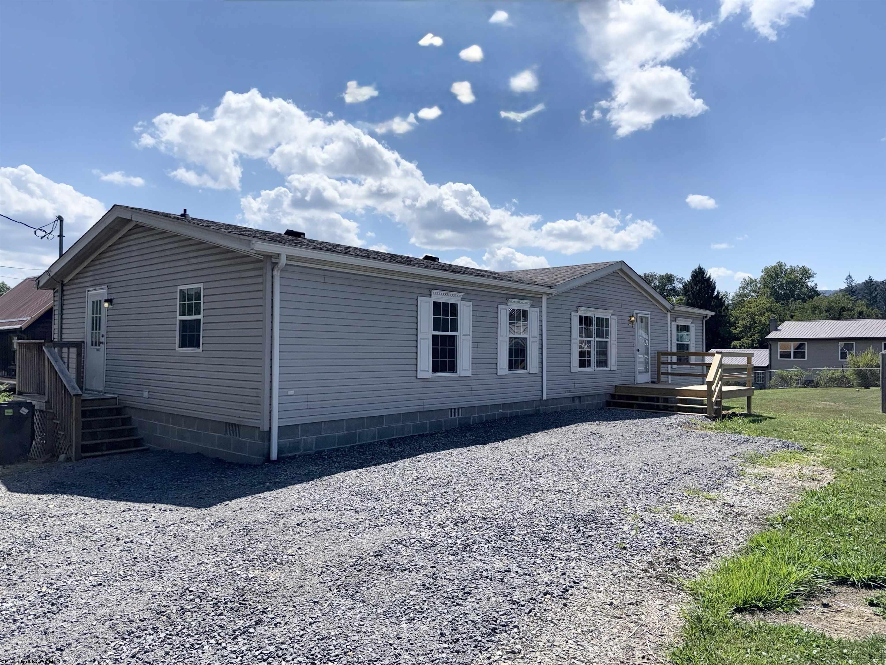 28 Cavalier Street Beverly WV 26253