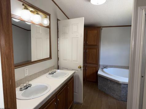 28 Cavalier Street Beverly WV 26253