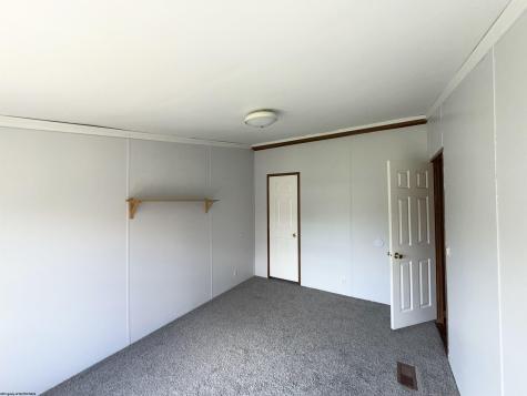 28 Cavalier Street Beverly WV 26253