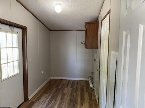 28 Cavalier Street Beverly WV 26253