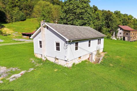 79 Liming Ridge Road Burton WV 26562
