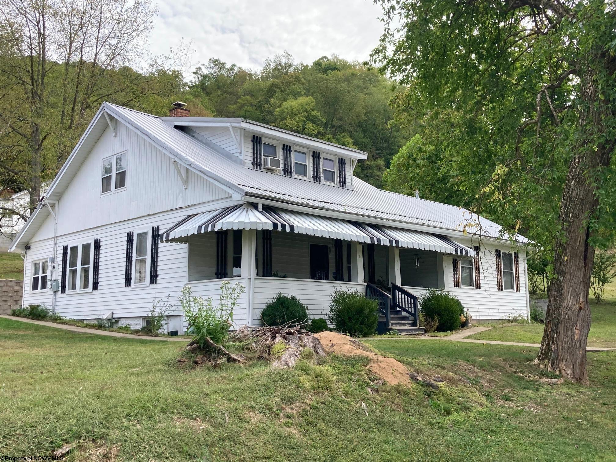 837 Cliff Street Weston WV 26452