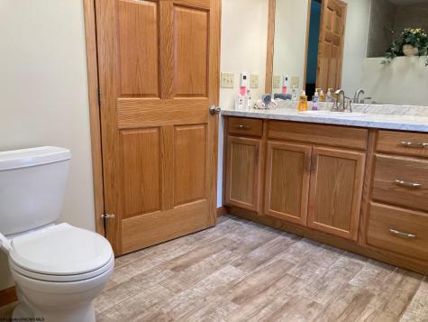 837 Cliff Street Weston WV 26452