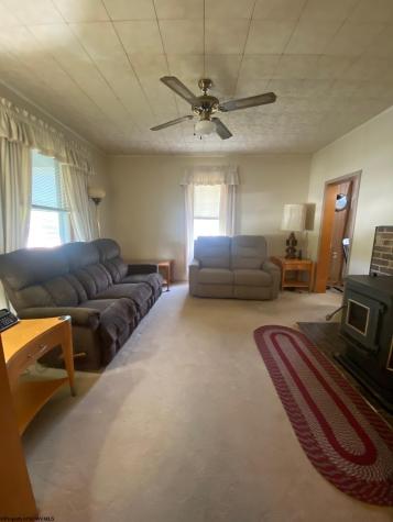 837 Cliff Street Weston WV 26452
