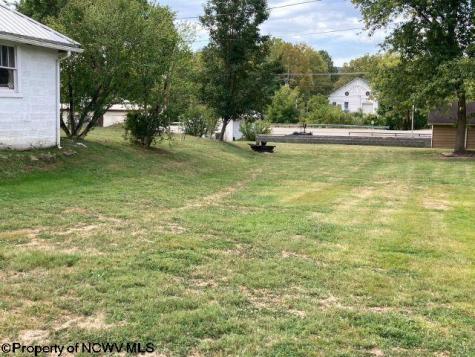 837 Cliff Street Weston WV 26452