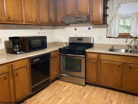 837 Cliff Street Weston WV 26452