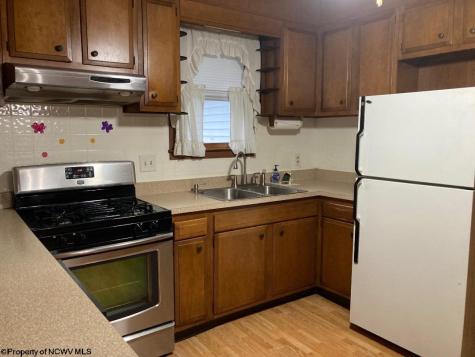 837 Cliff Street Weston WV 26452