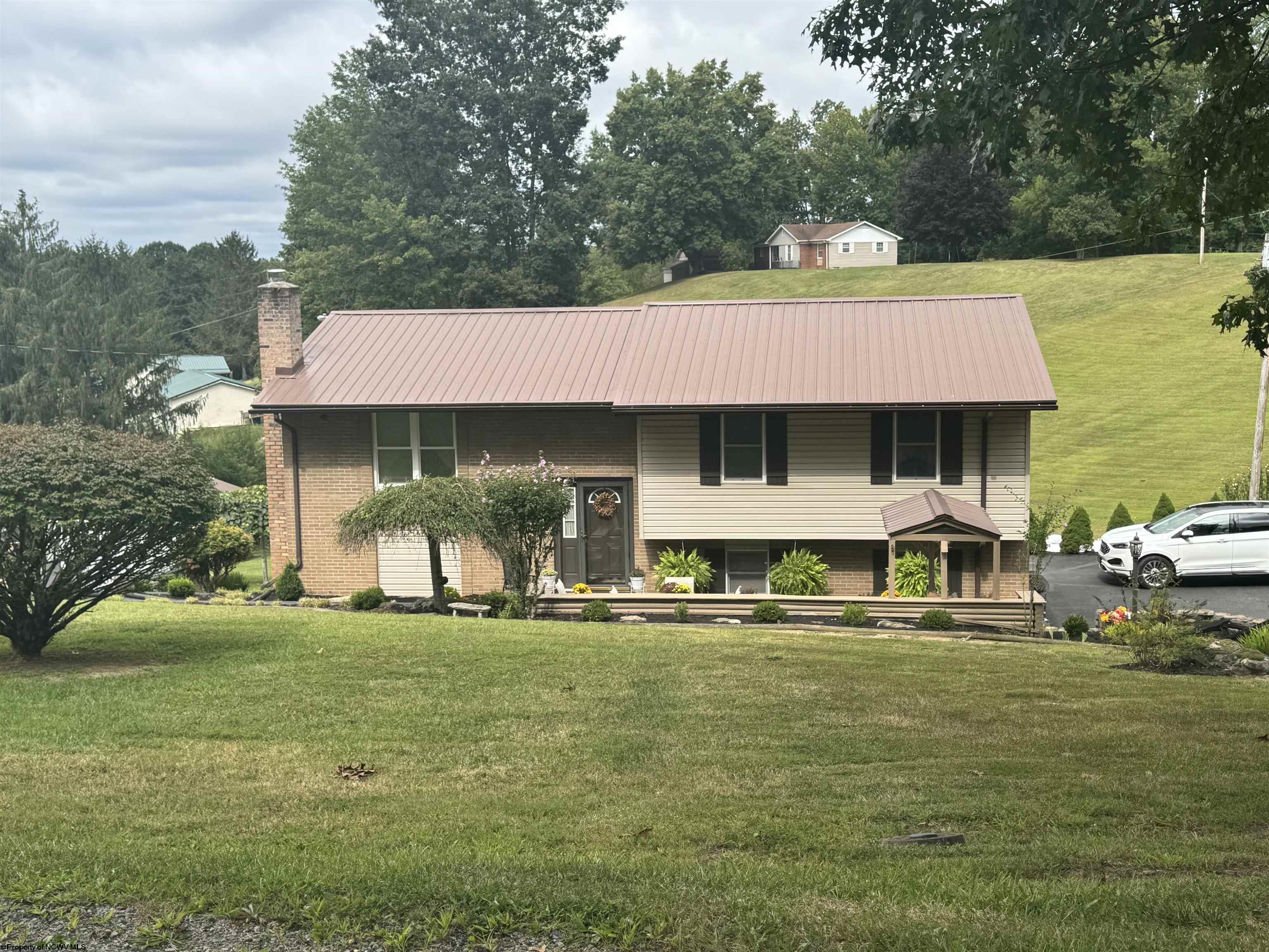 484 Red Knob Road Buckhannon WV 26201
